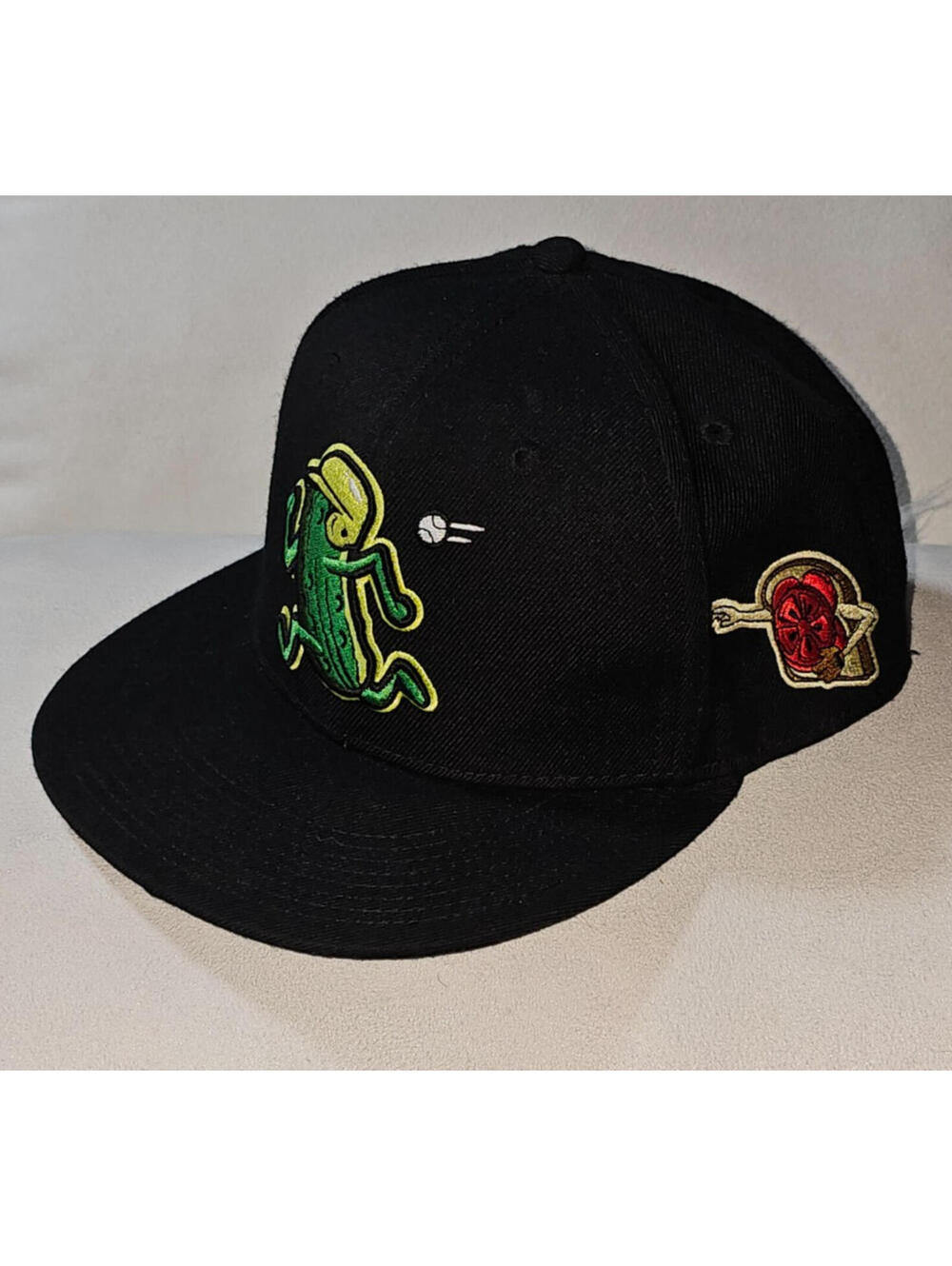 Baseballism Hat Cap Caught In A Pickle Baseball Bread Fitted Size 7 1/8 Black